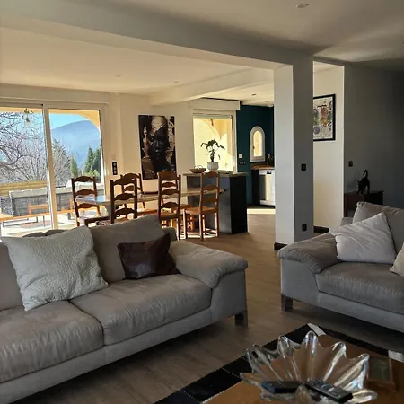 Maison Avec Jacuzzi Et Jardin Vakantiehuis *